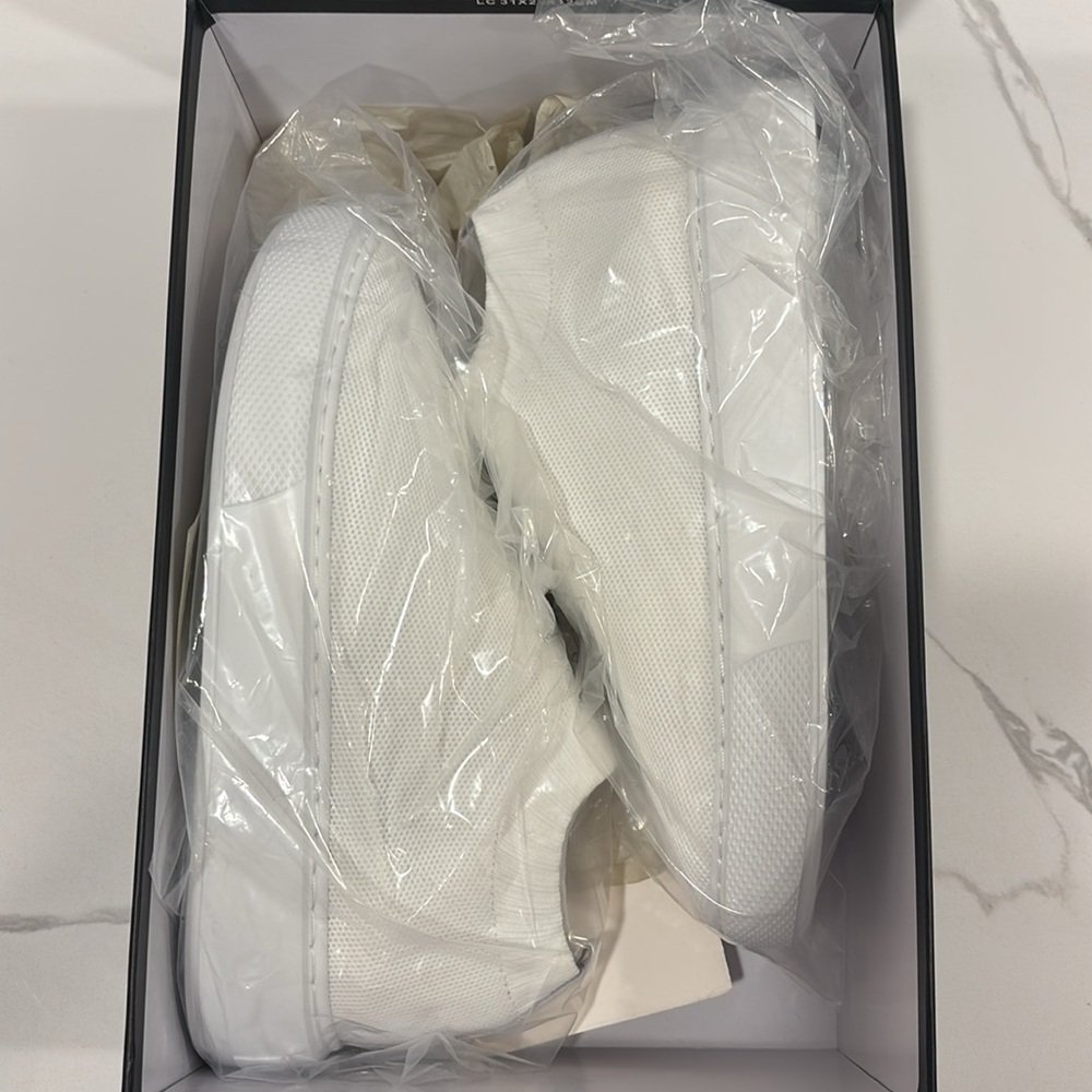 NWT J/SLIDES NYC 🤍 Daphnie Knit Sneakers ✨ - Picture 8 of 10